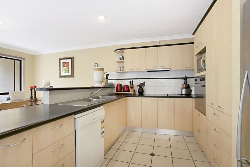 9 Pamela Place, Kenmore Hills QLD 4069, Kenmore Hills - Thumbnail 5