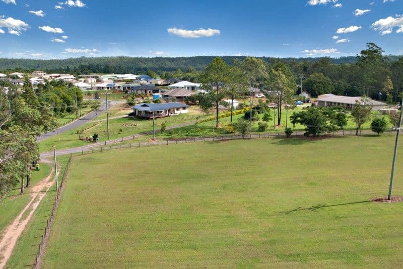 52 Shaws Road, BEERWAH QLD 4519, Beerwah - Thumbnail 7