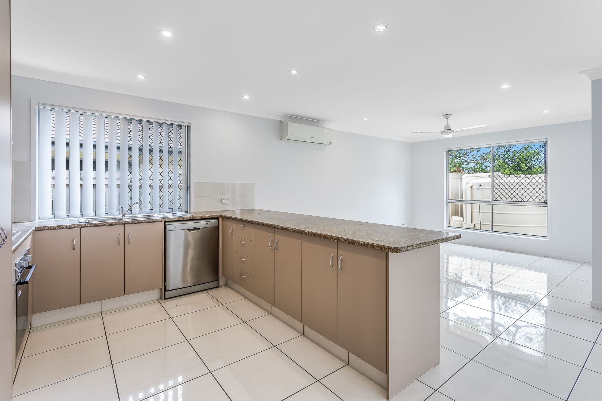 25A Diane Parade, Kallangur QLD 4503, Kallangur - Thumbnail 7