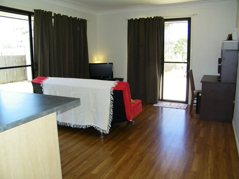 35 Cavella Drive, GLADSTONE QLD 4680, Gladstone - Thumbnail 4