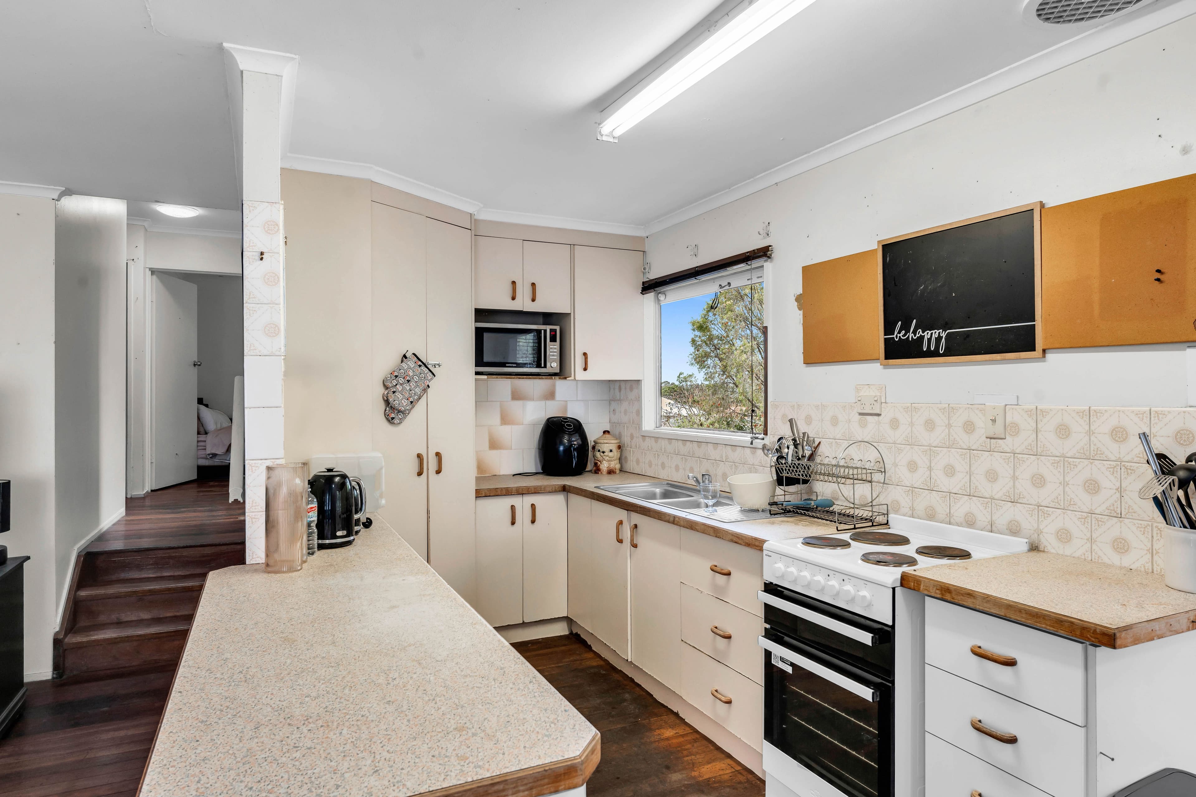 87 Juers Street, Kingston QLD 4114, Kingston - Thumbnail 3