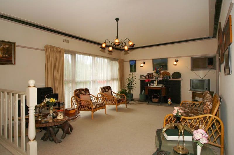 6 Sycamore Avenue, MENTONE VIC 3194, Mentone - Thumbnail 4