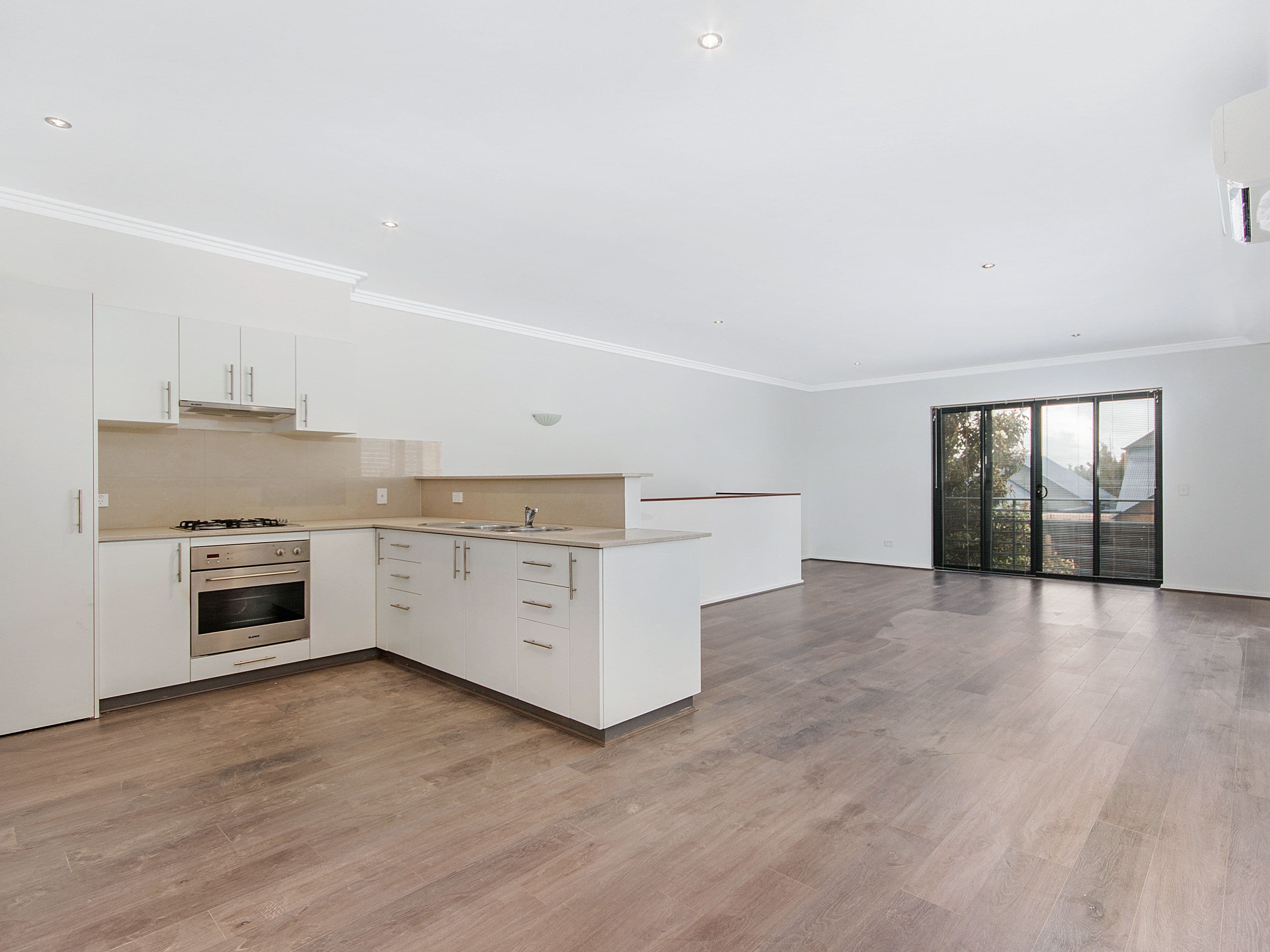 3 Sloan Street, Rockingham WA 6168, Rockingham - Thumbnail 4