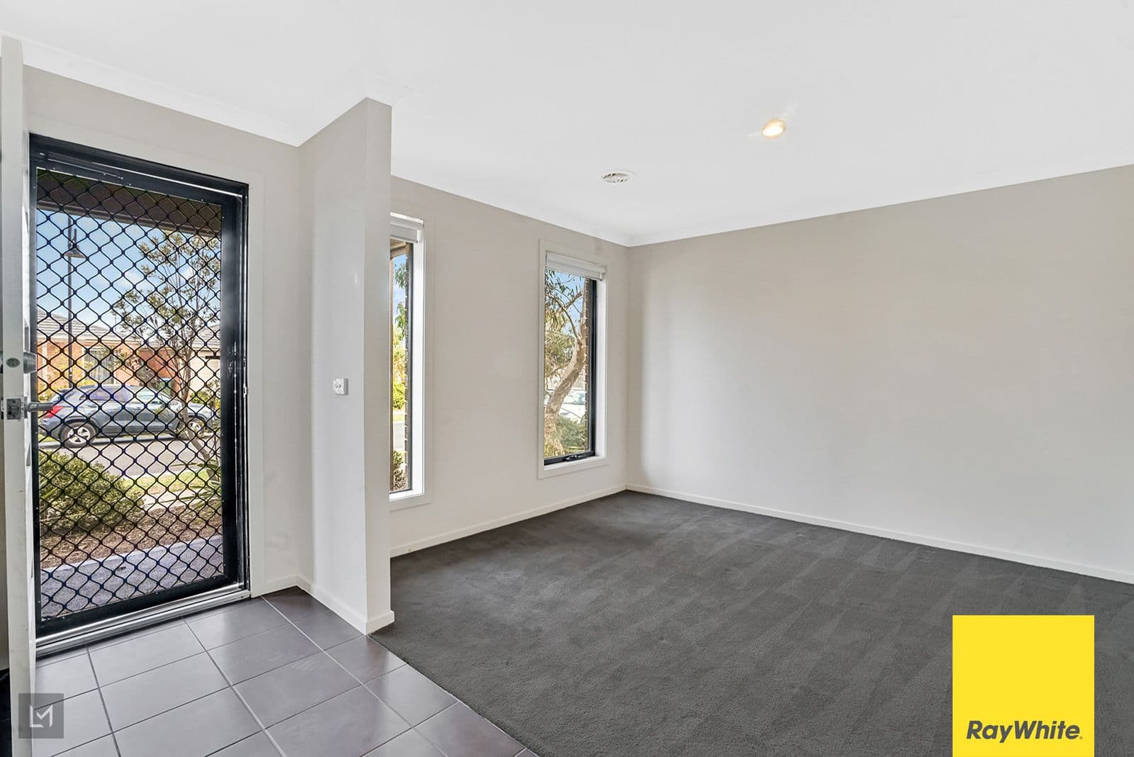4 Olivia Rise, Tarneit VIC 3029, Tarneit - Thumbnail 2