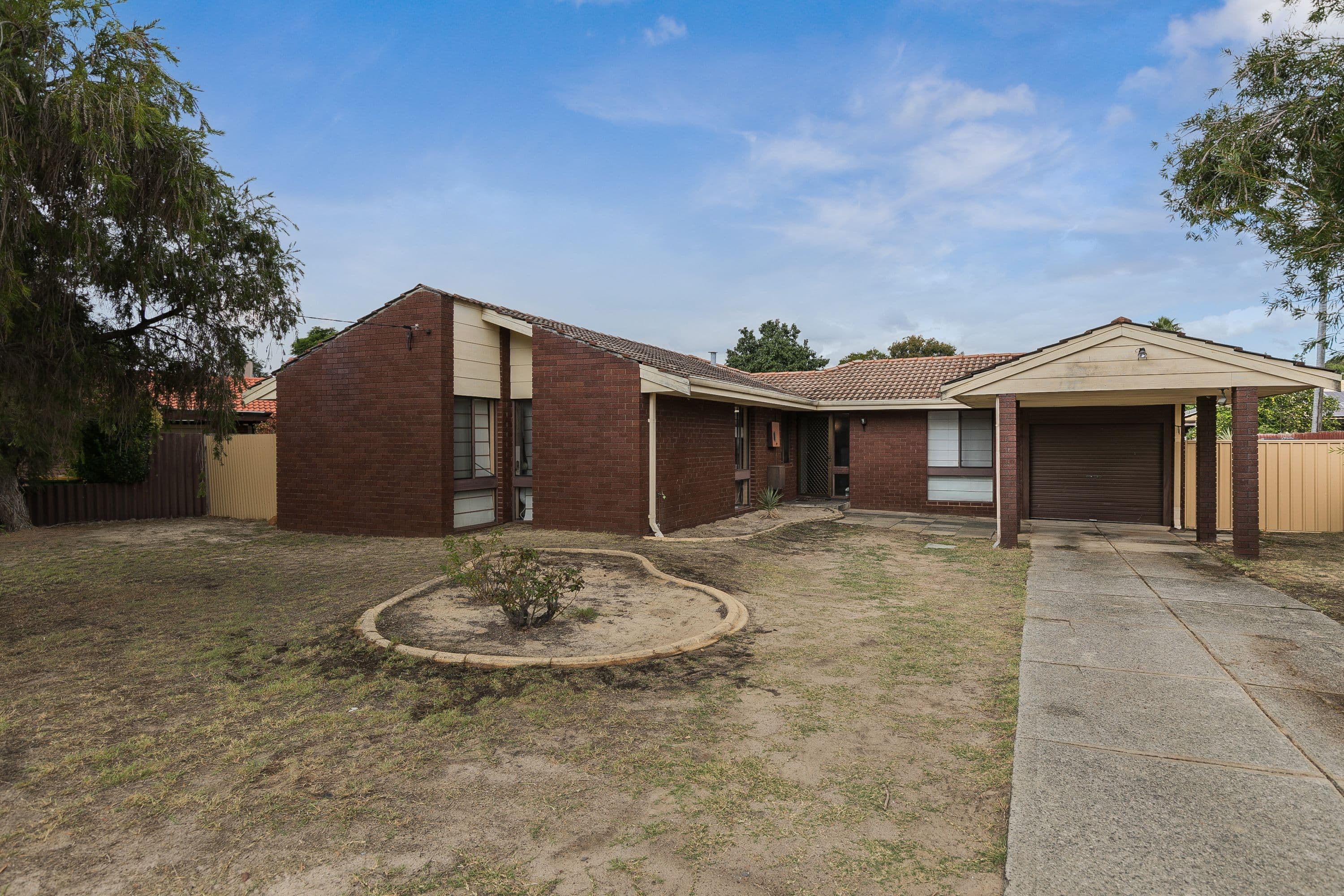 17 Regina Road, Kelmscott WA 6111, Kelmscott - Thumbnail 2