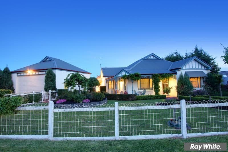 48 Wensleydale Drive, MORNINGTON VIC 3931, Mornington - Image 1