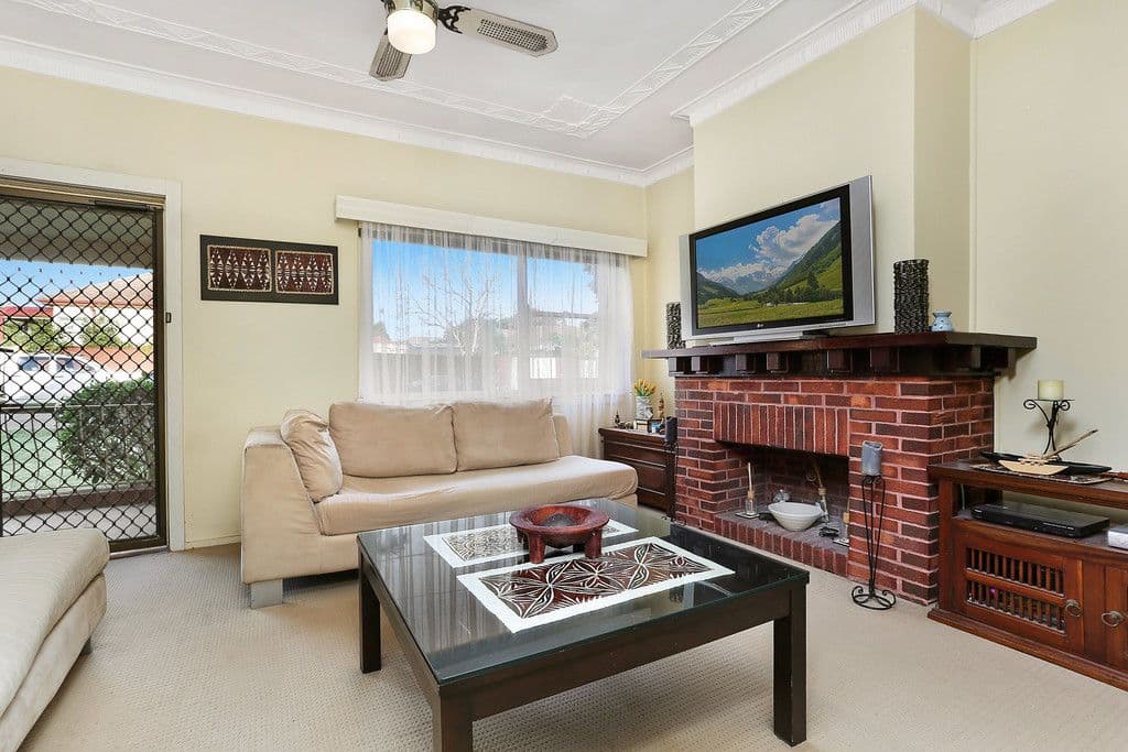 7 Hunter Street, Riverwood NSW 2210, Riverwood - Image 1