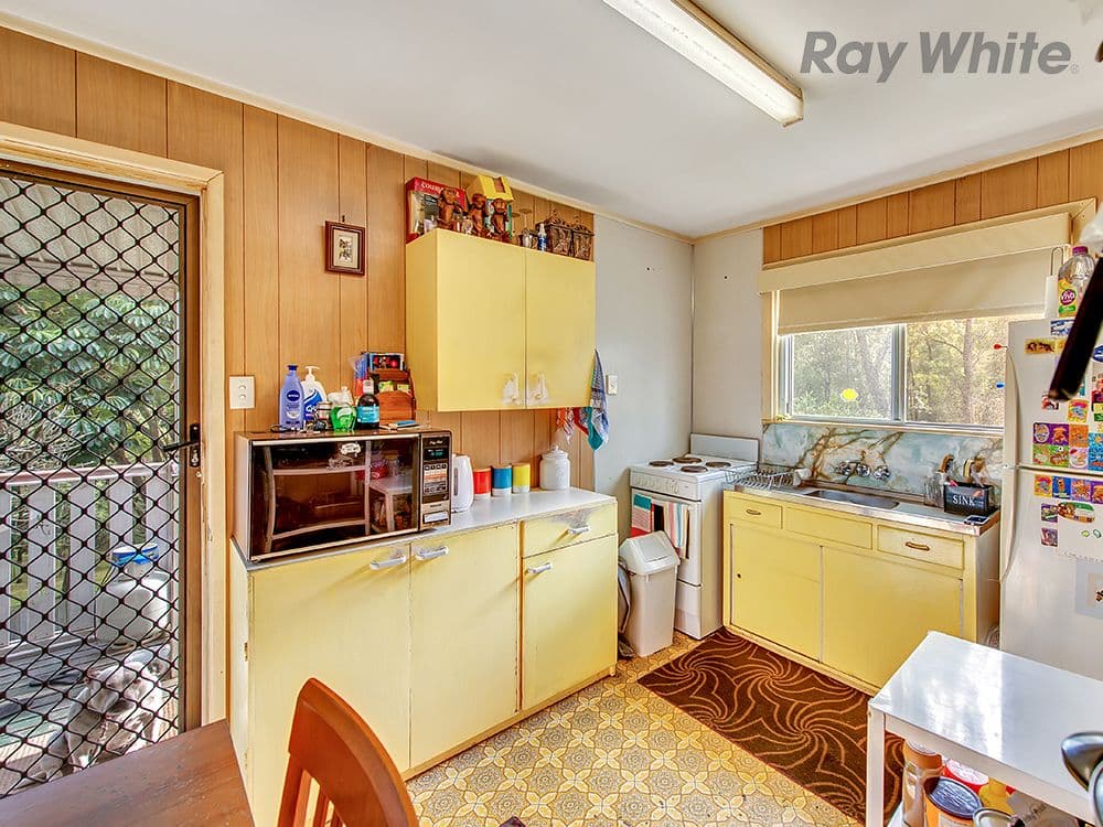 29 Hallett Avenue, Camira QLD 4300, Camira - Thumbnail 6