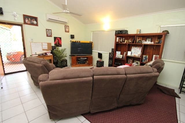9 Callistemon Drive, KATHERINE NT 0850, Katherine East - Thumbnail 3