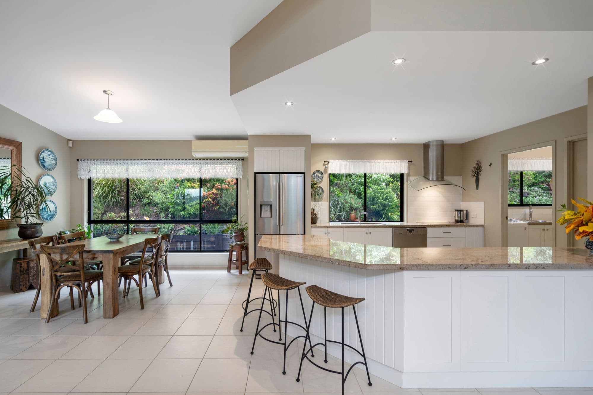184 Dunns Road, Wolffdene QLD 4207, Wolffdene - Thumbnail 2