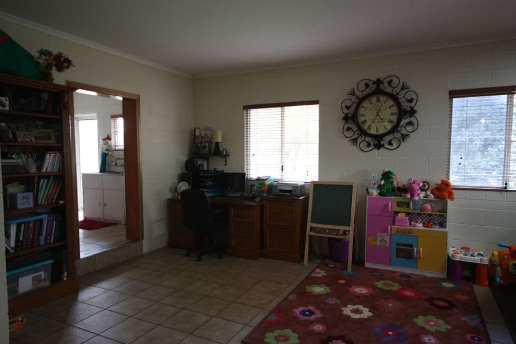 8 Castorina Drive, MOUNT KELLY QLD 4807, Mount Kelly - Thumbnail 8