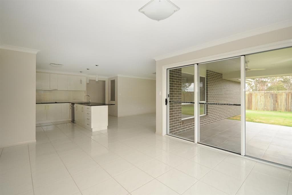 30 Bennett Street, HIGHFIELDS QLD 4352, Highfields - Thumbnail 4