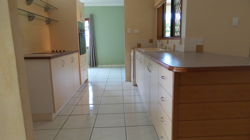 39 Currawong Street, Bayview Heights QLD 4868, Bayview Heights - Thumbnail 4