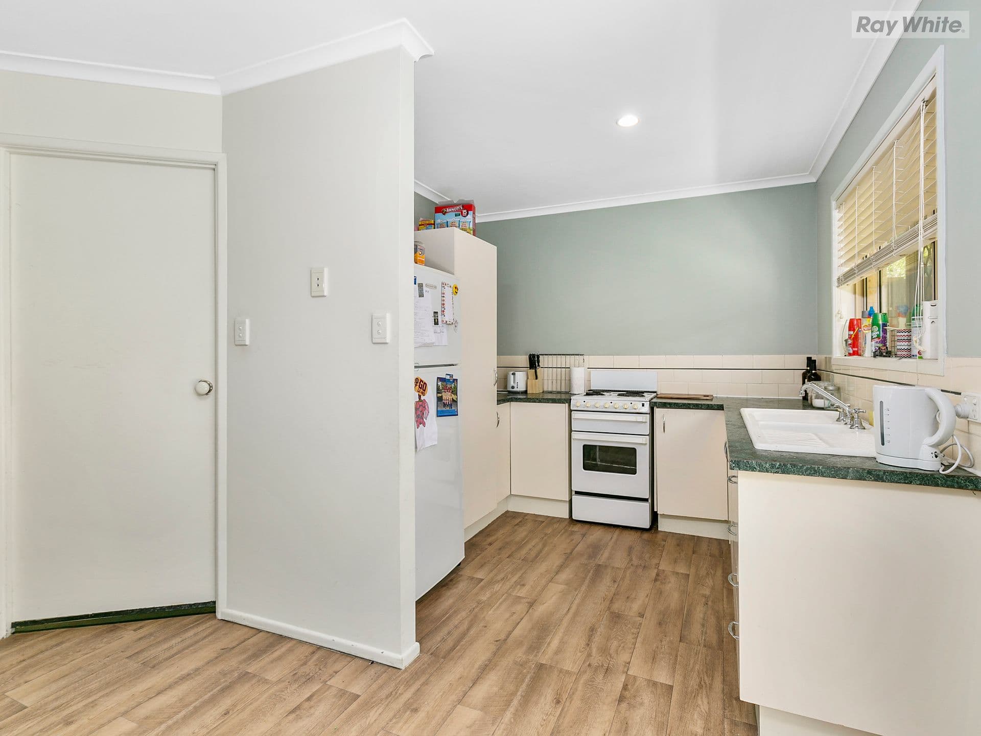 6 Rosegum Place, Redbank Plains QLD 4301, Redbank Plains - Thumbnail 3