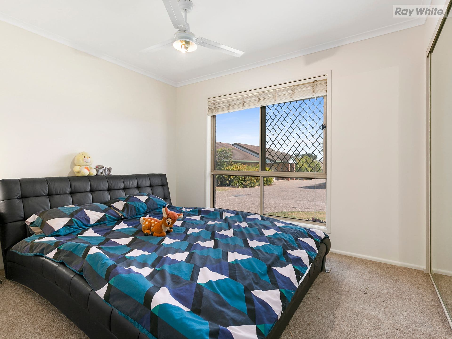6 Rosegum Place, Redbank Plains QLD 4301, Redbank Plains - Thumbnail 5