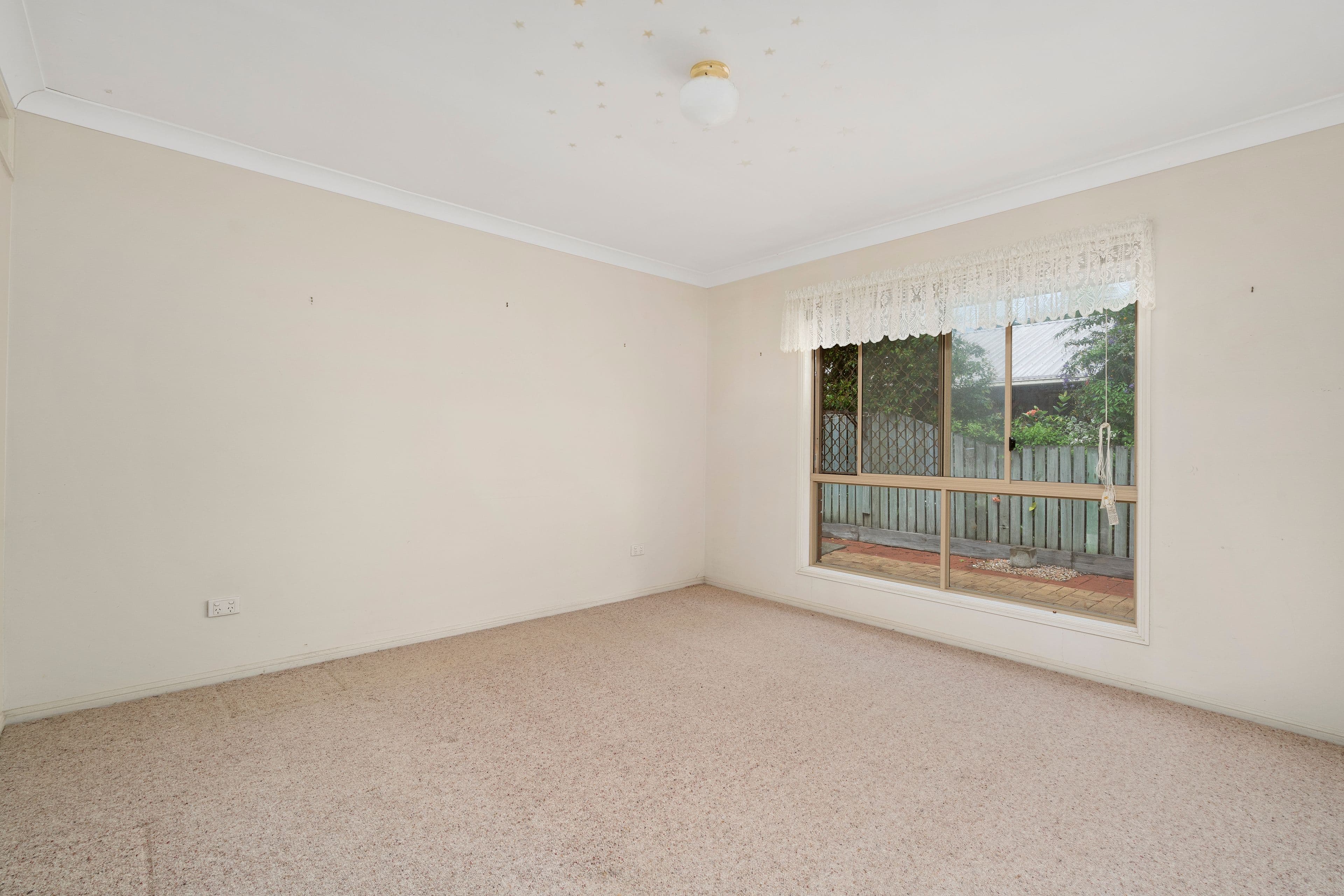 15 Neil Street, Caboolture QLD 4510, Caboolture - Thumbnail 5