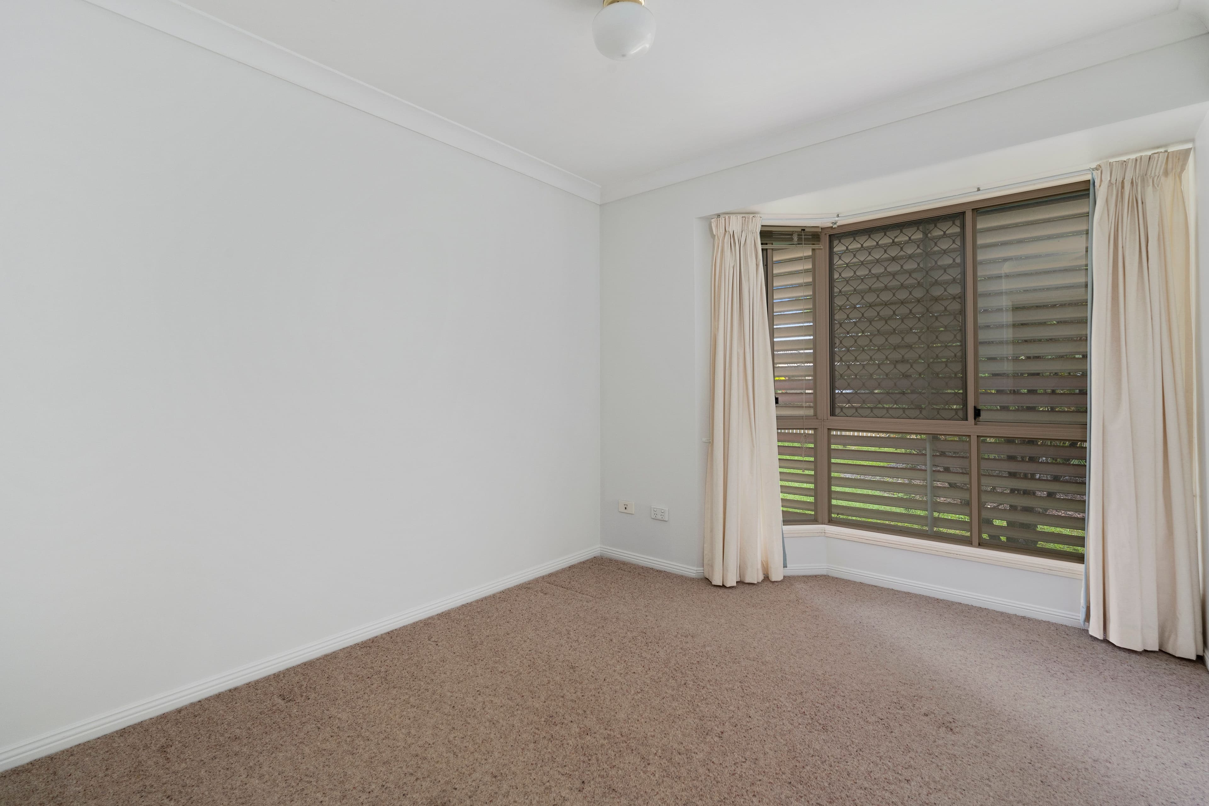 15 Neil Street, Caboolture QLD 4510, Caboolture - Thumbnail 8