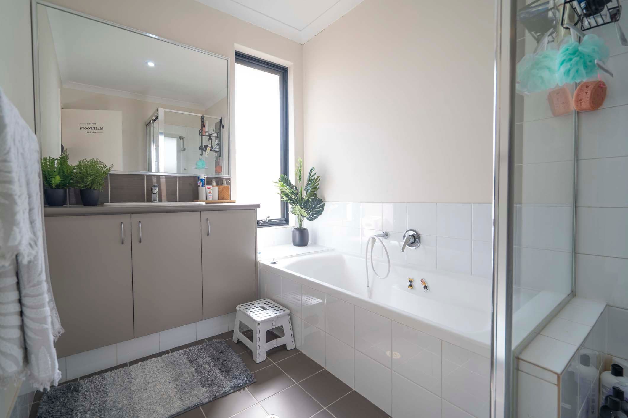 6 Evesham Drive, Ellenbrook WA 6069, Ellenbrook - Thumbnail 6