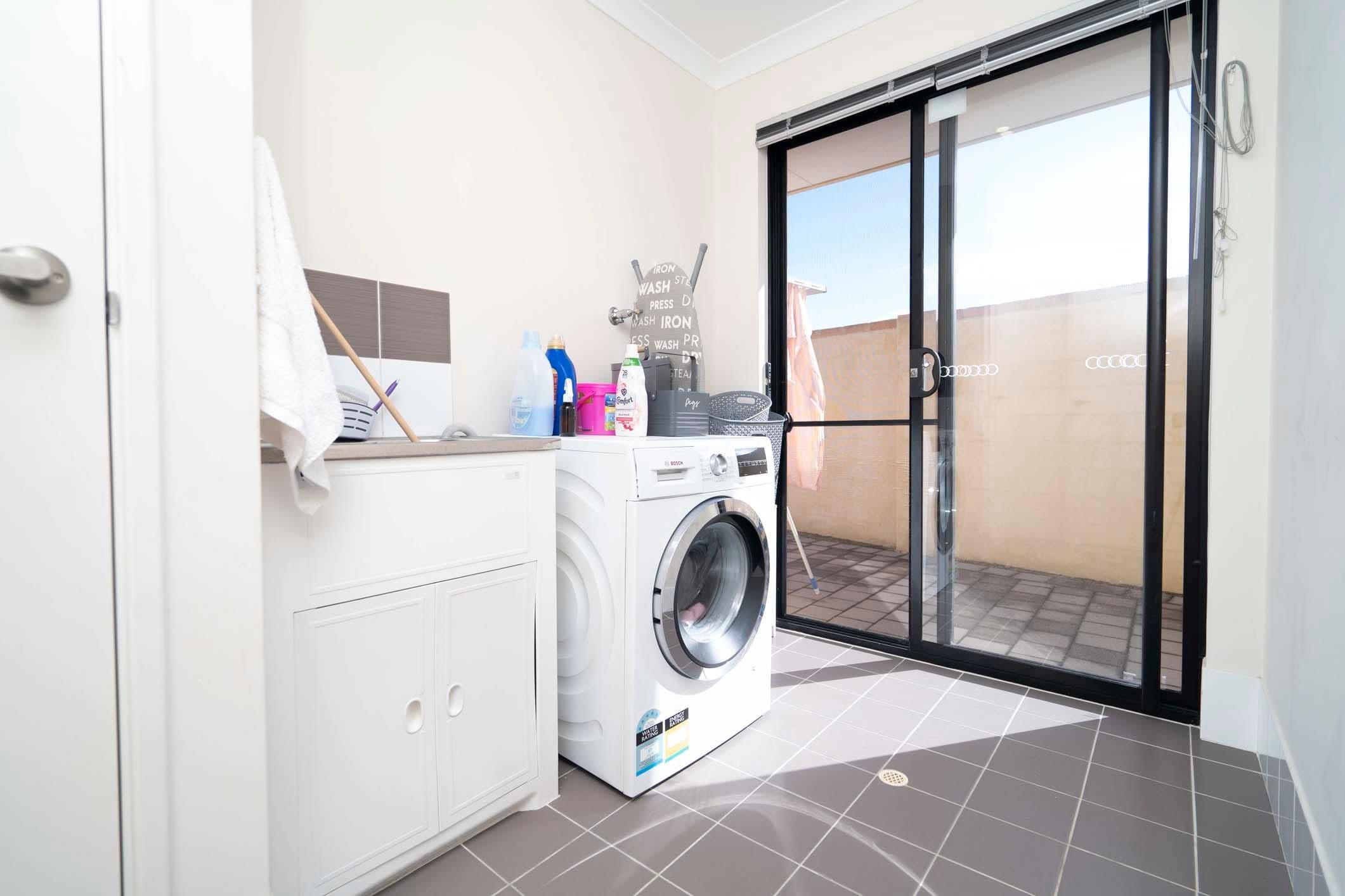 6 Evesham Drive, Ellenbrook WA 6069, Ellenbrook - Thumbnail 8