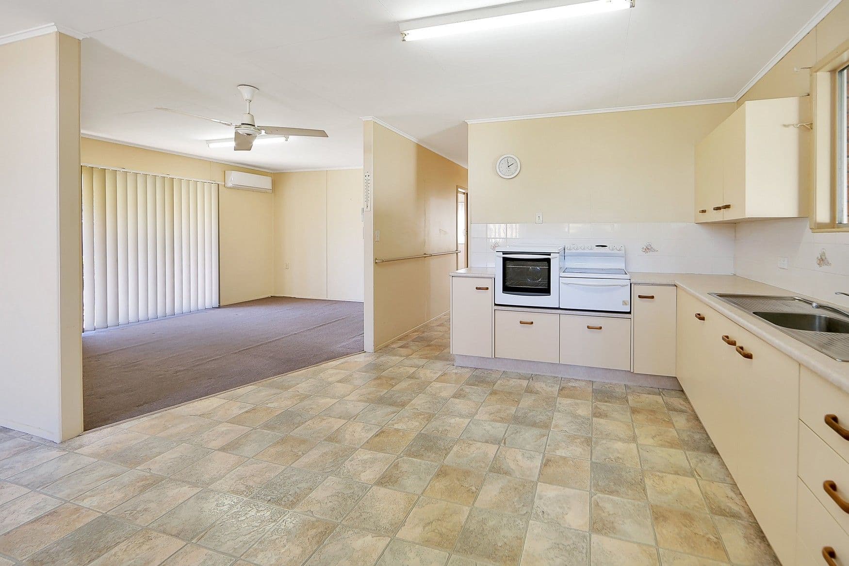 12 Spear Street, Bundaberg South QLD 4670, Bundaberg South - Thumbnail 8