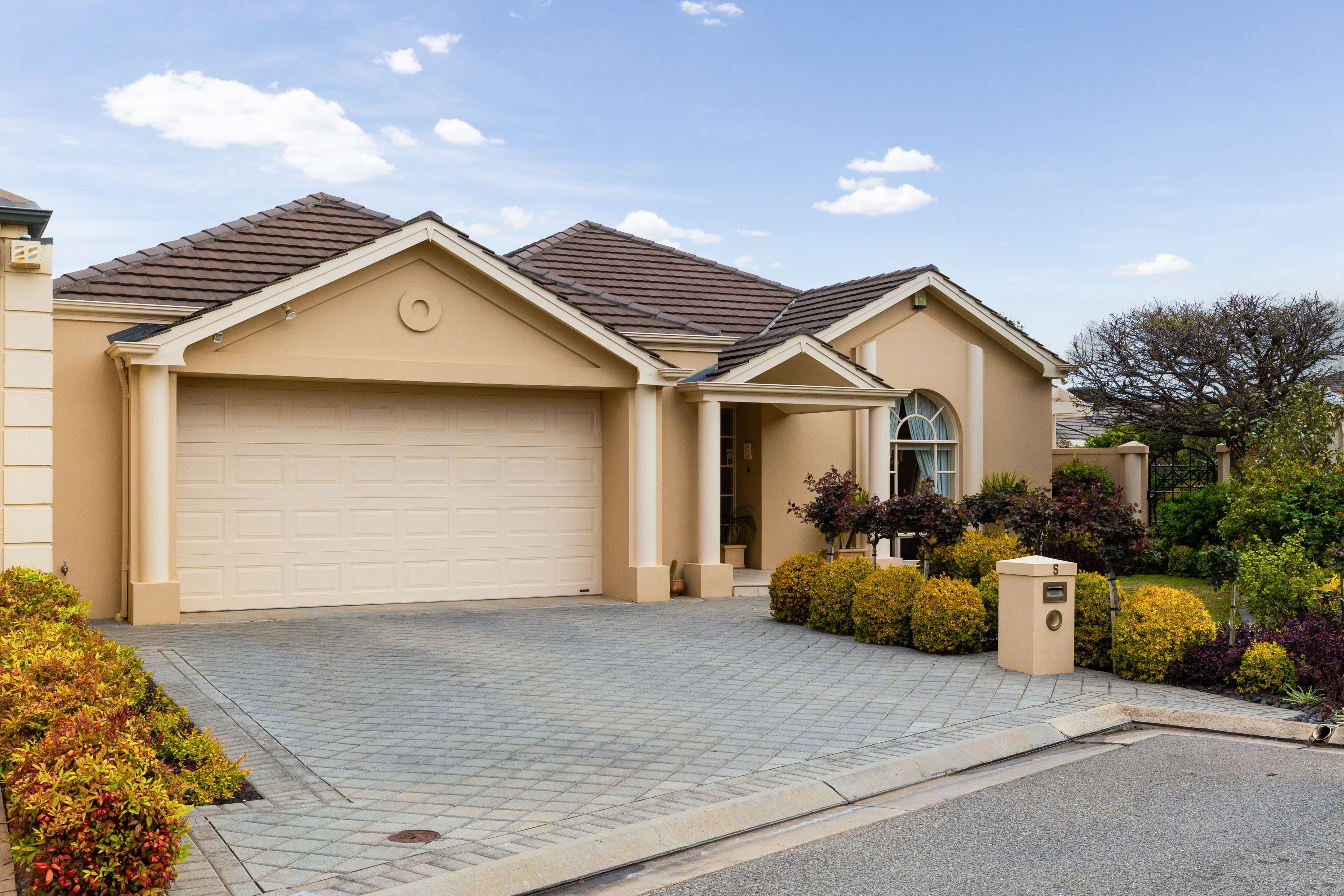 5 Hakea Court, Hove SA 5048, Hove - Image 1