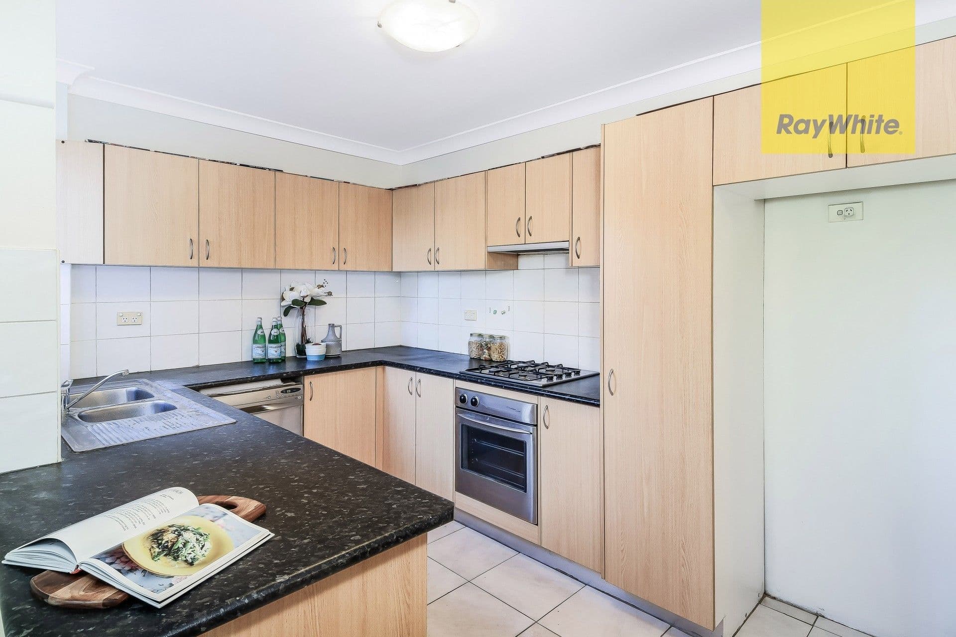 92 Arthur Street, Rosehill NSW 2142, Rosehill - Thumbnail 5