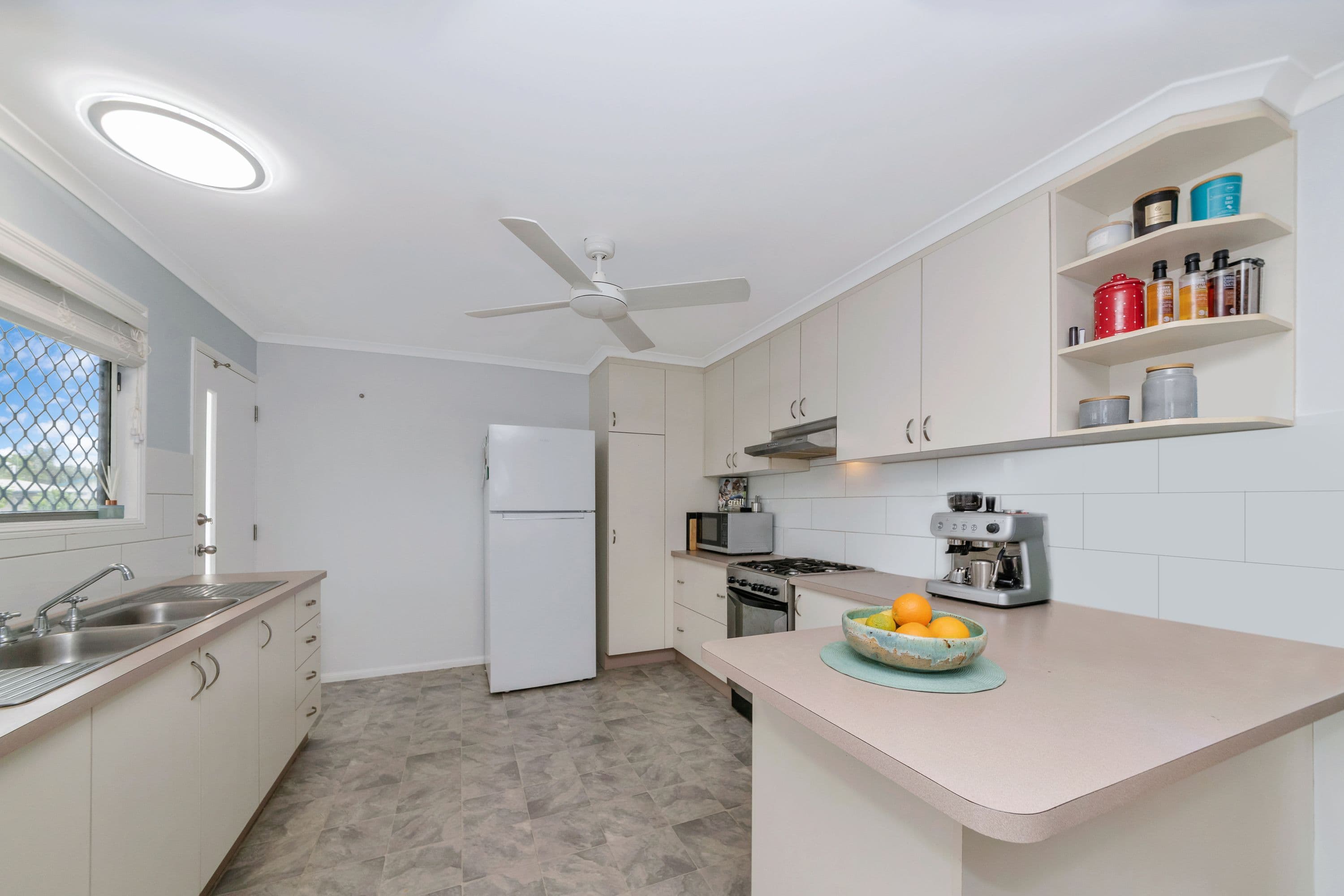 13 Keitley Street, Kirwan QLD 4817, Kirwan - Thumbnail 5