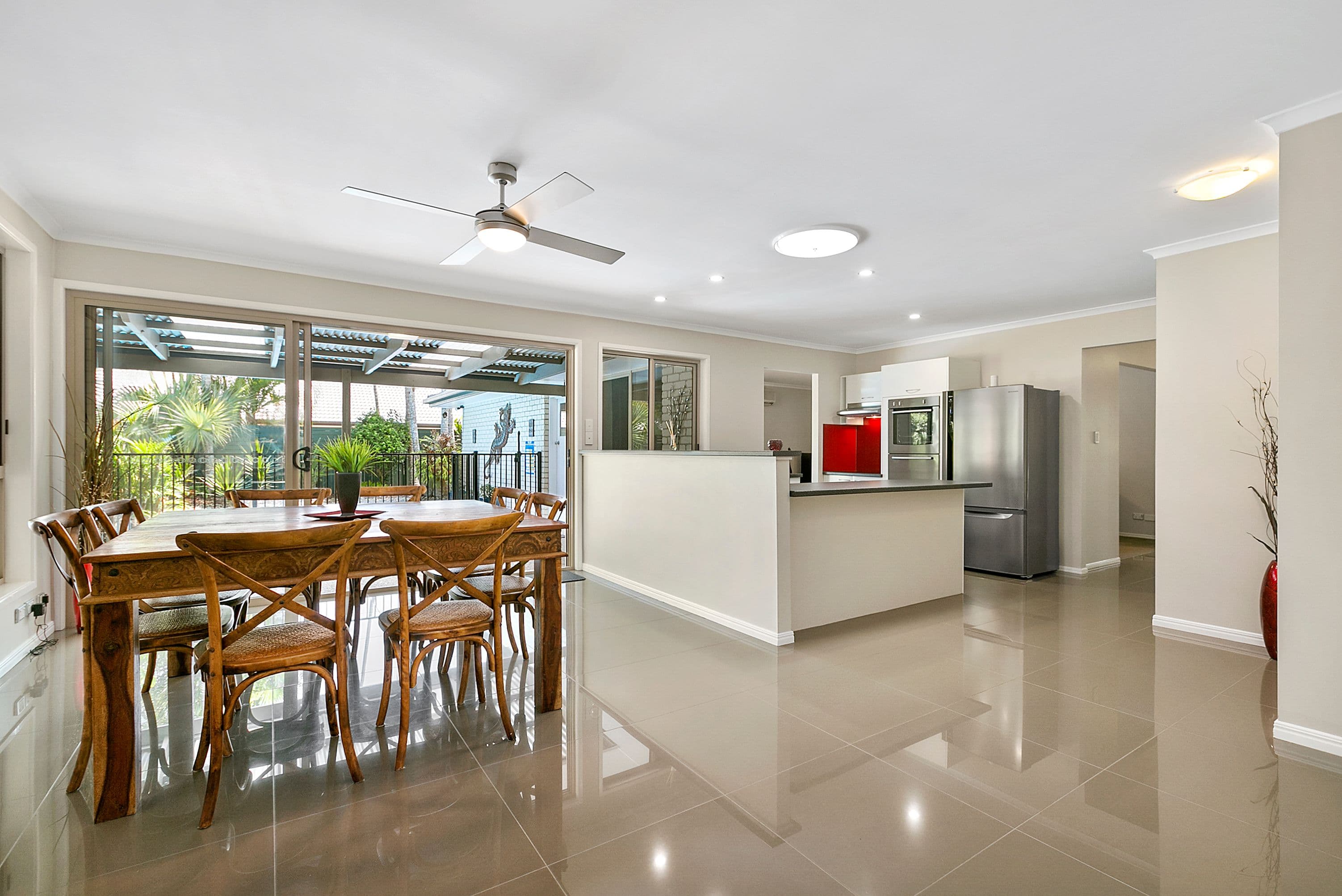 12 Lake Entrance Boulevard, Noosaville QLD 4566, Noosaville - Thumbnail 3