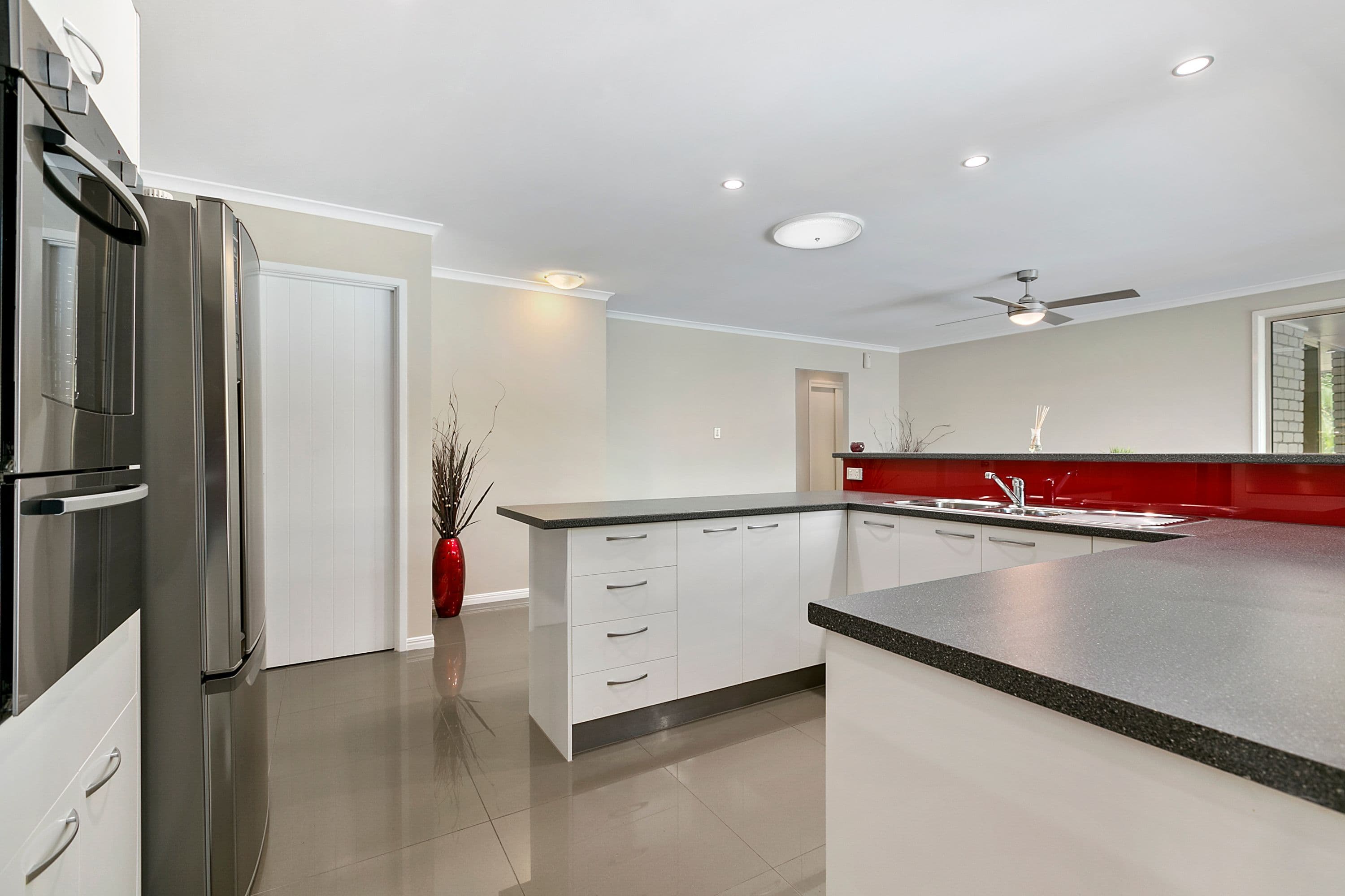 12 Lake Entrance Boulevard, Noosaville QLD 4566, Noosaville - Thumbnail 6