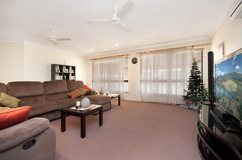 11 Redbank Court, MOUNT LOUISA QLD 4814, Mount Louisa - Thumbnail 5
