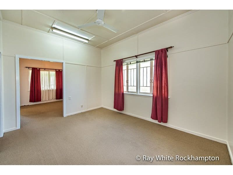 6 Medcraf Street, PARK AVENUE QLD 4701, Park Avenue - Thumbnail 4