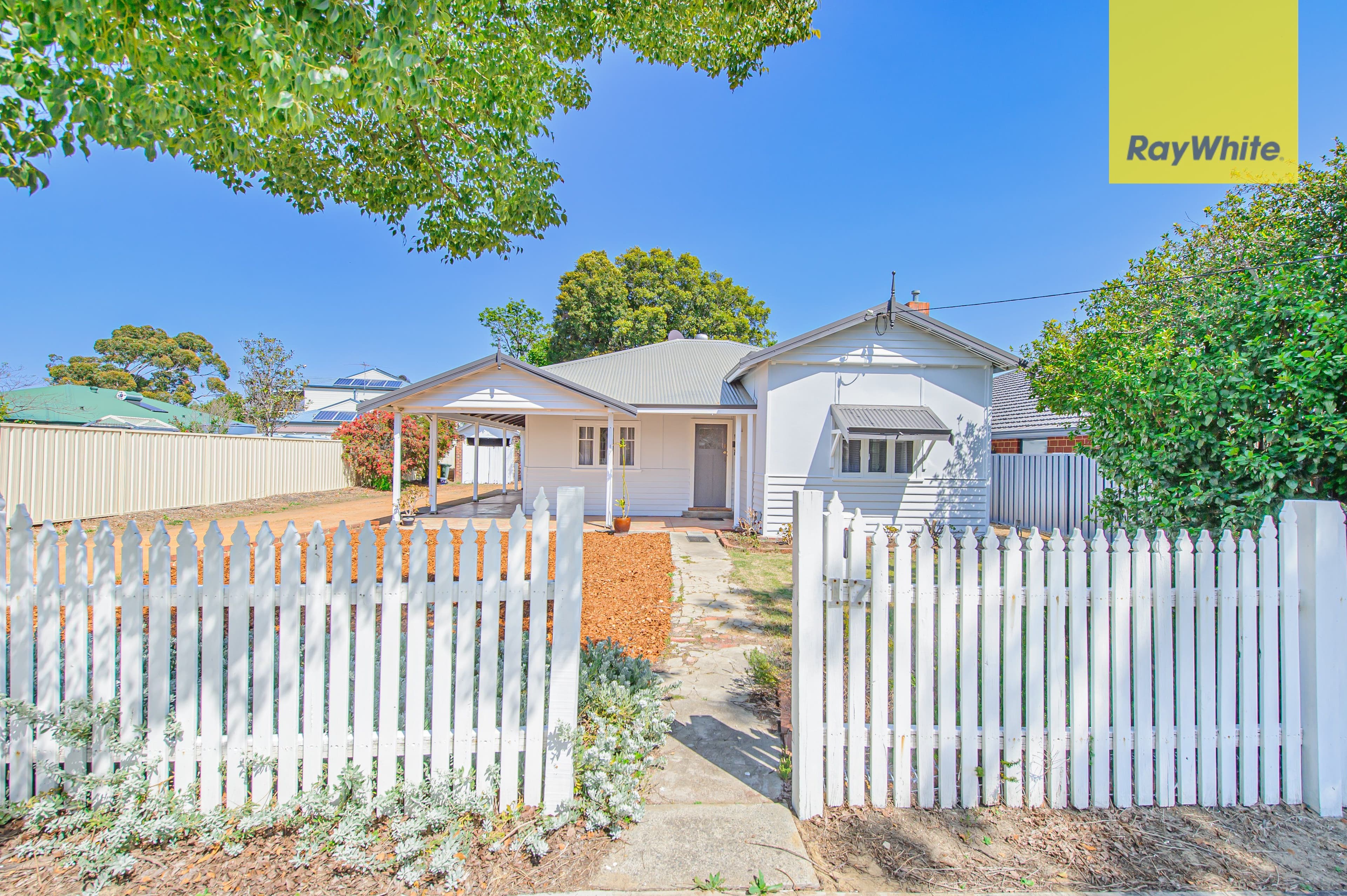 17 Viveash Road, Middle Swan WA 6056, Middle Swan - Image 1