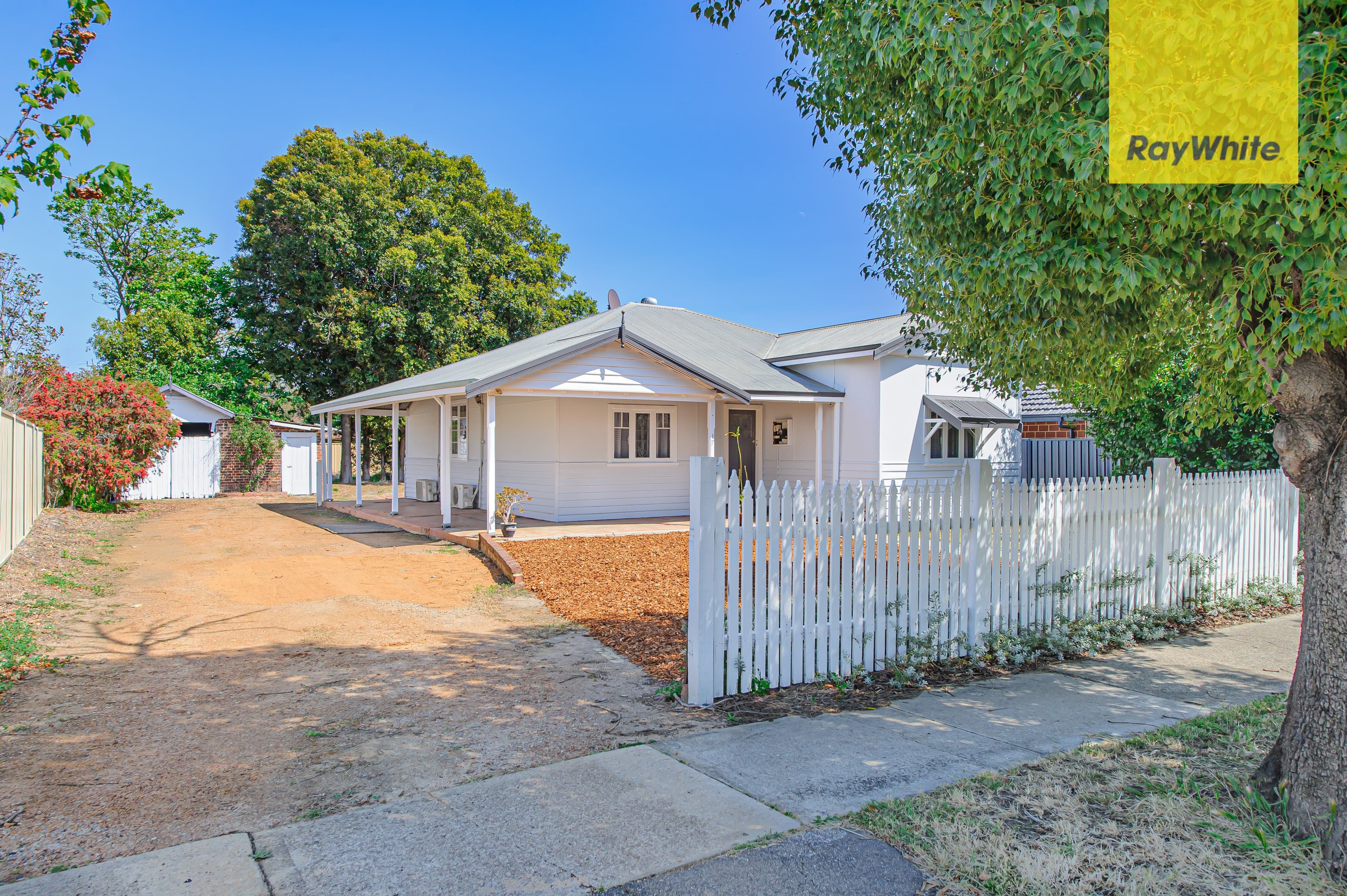 17 Viveash Road, Middle Swan WA 6056, Middle Swan - Thumbnail 3