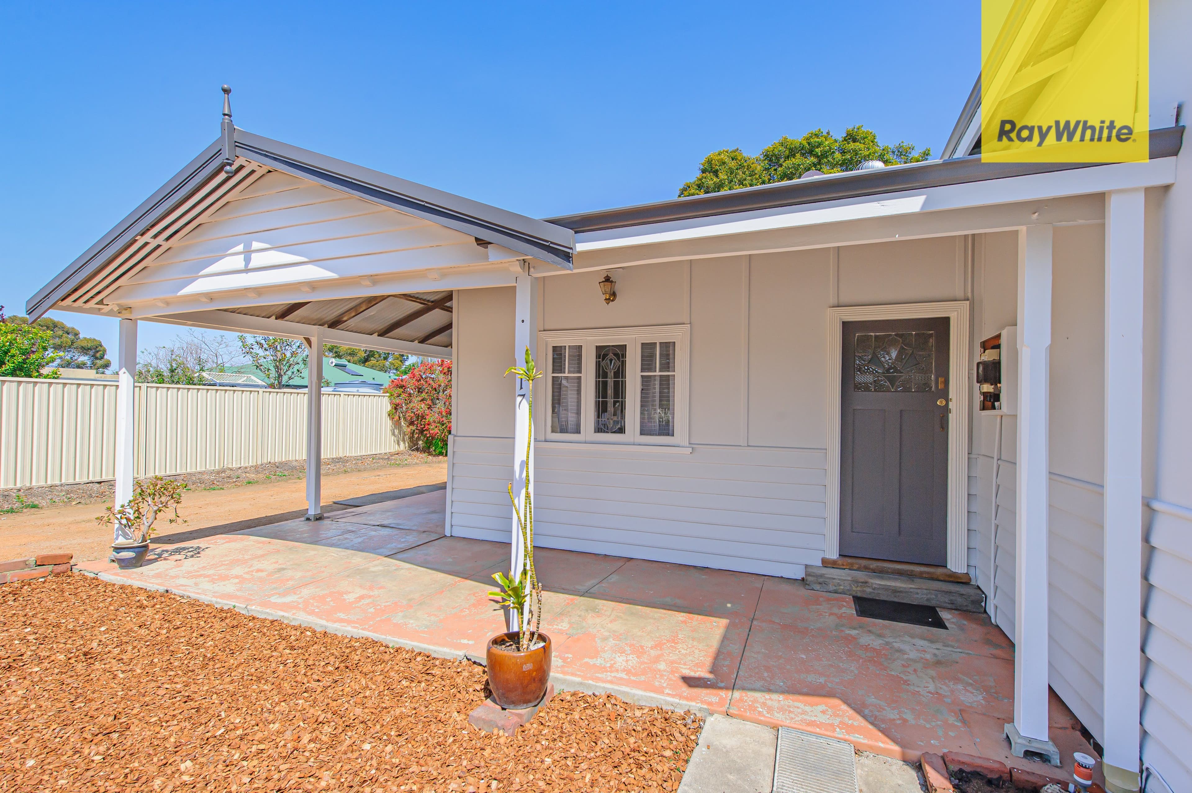17 Viveash Road, Middle Swan WA 6056, Middle Swan - Thumbnail 5