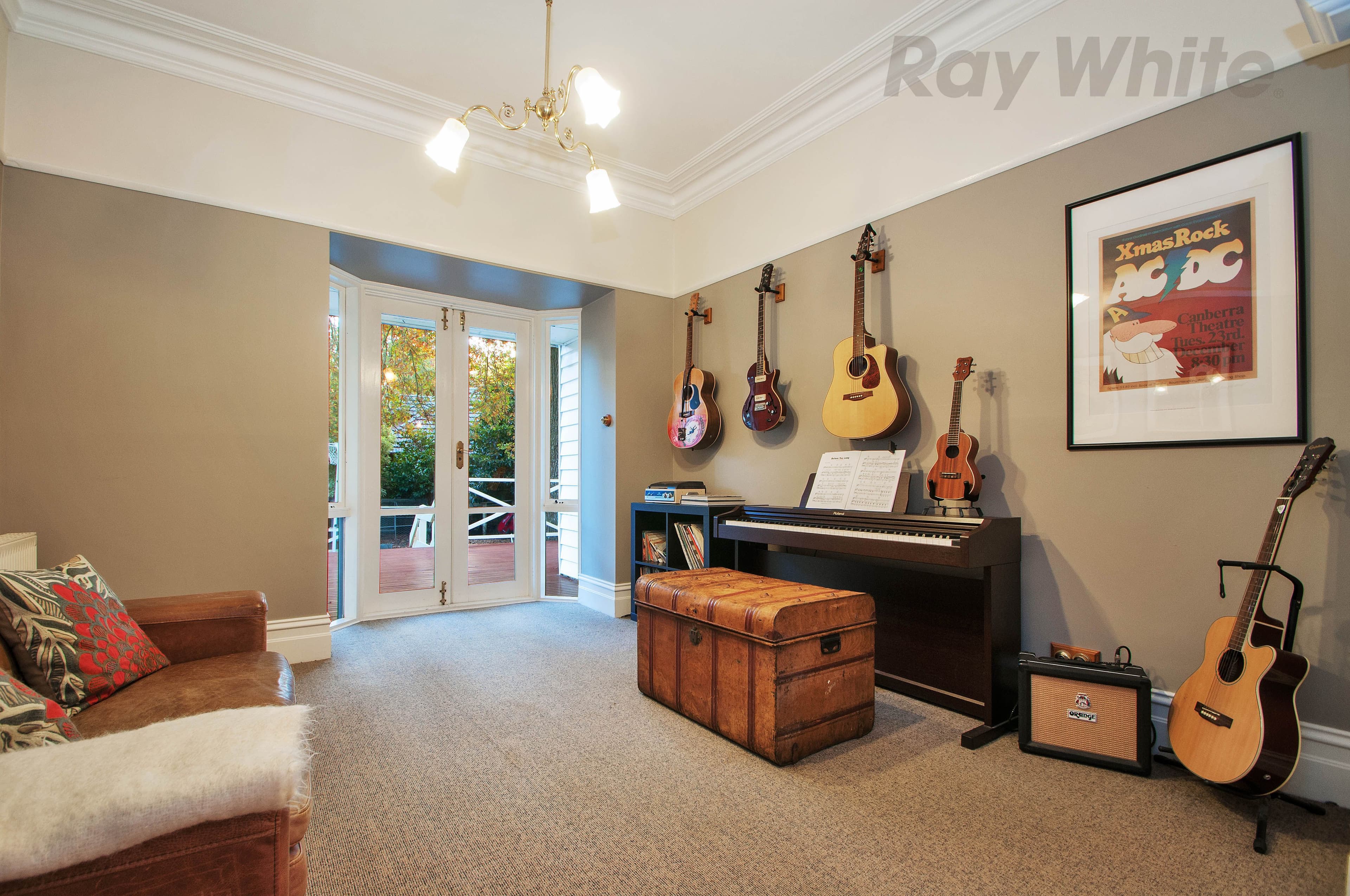 8 TRAWALLA Road, Croydon VIC 3136, Croydon - Thumbnail 7