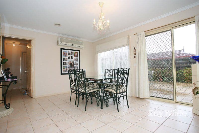 4 Gatwick Court, CRANBOURNE VIC 3977, Cranbourne East - Thumbnail 6