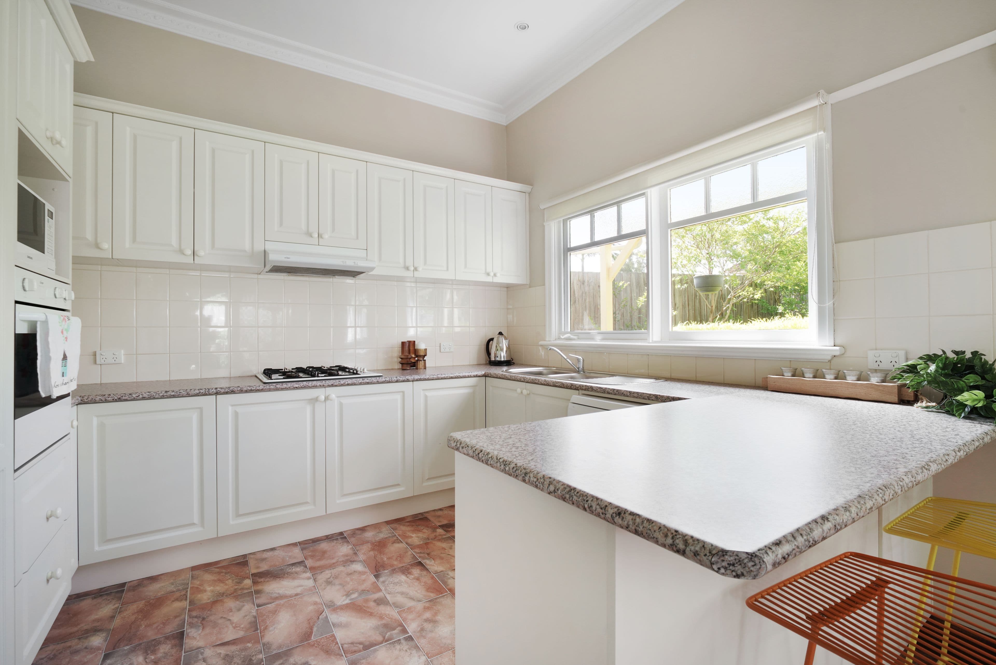 24 Hawker Avenue, Preston VIC 3072, Preston - Thumbnail 4