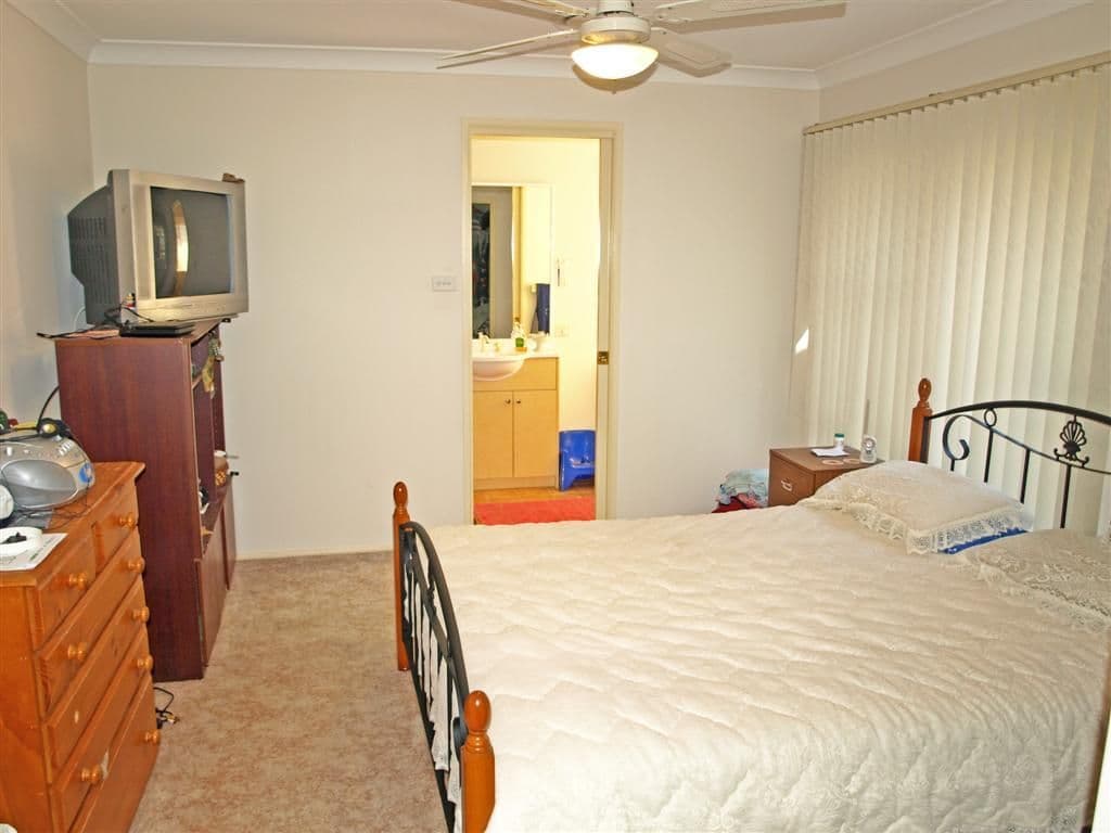 5 Harrington Close, WATANOBBI NSW 2259, Watanobbi - Thumbnail 5