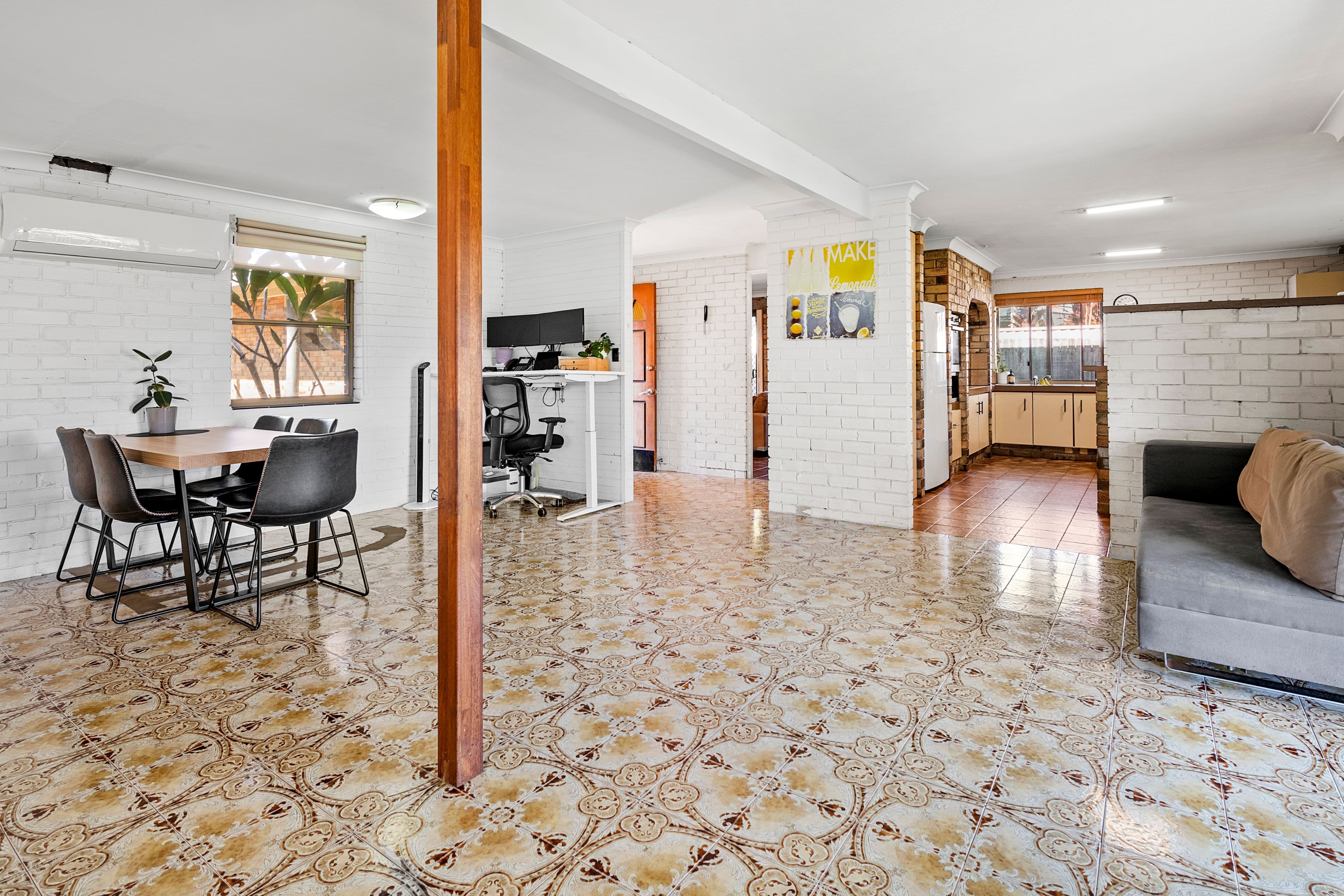 14 Gregory Drive, Carrara QLD 4211, Carrara - Thumbnail 3