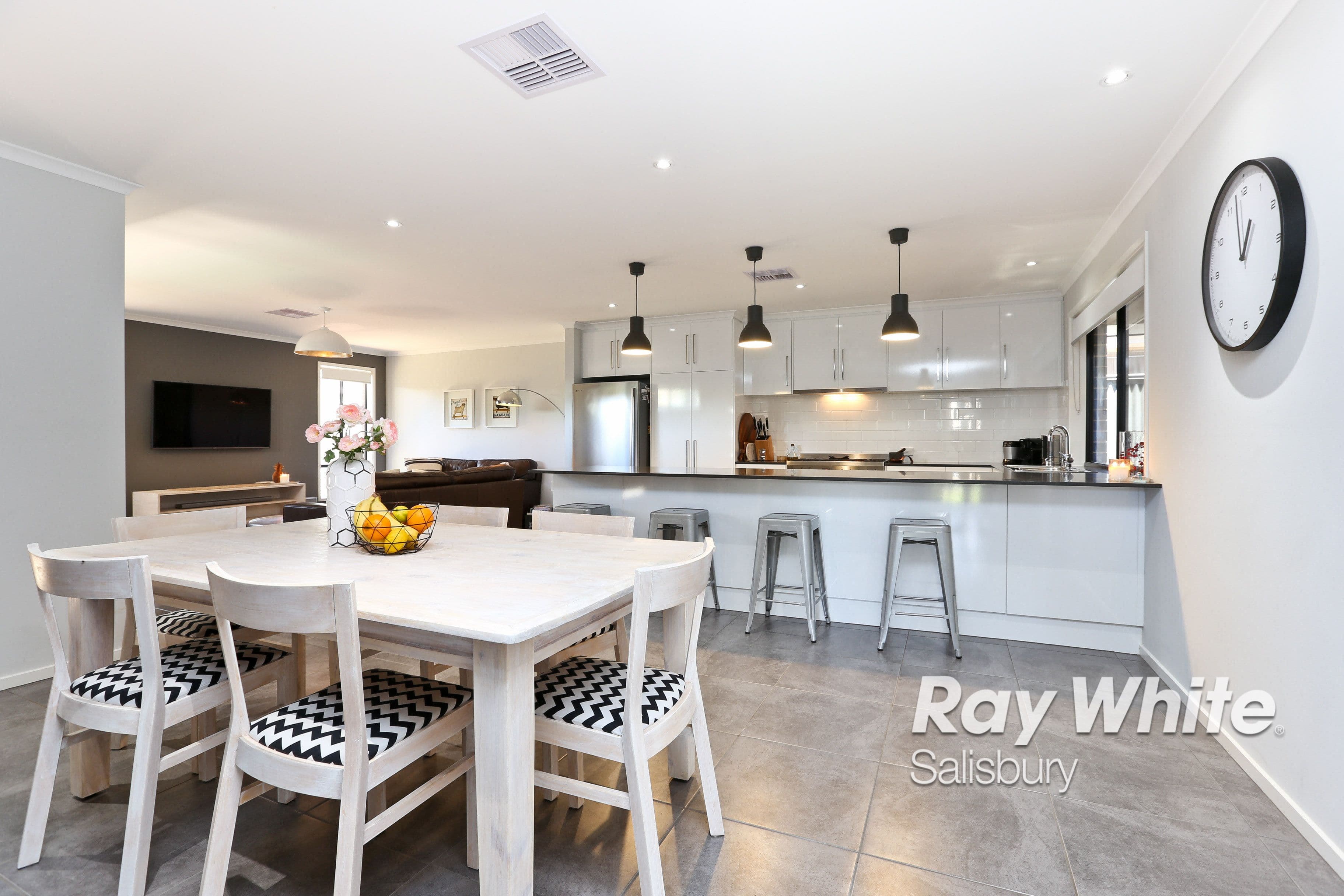 16A Francis Crescent, Salisbury Heights SA 5109, Salisbury Heights - Thumbnail 2