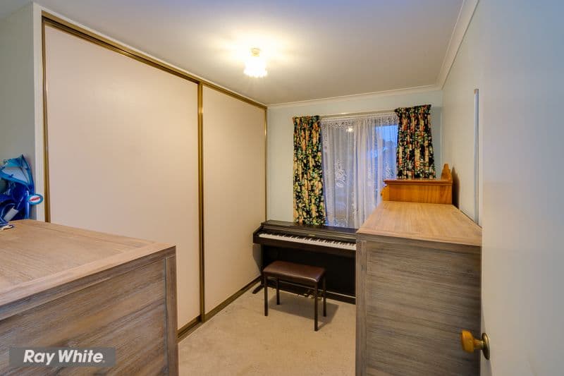 18 Kestrel Place, Werribee VIC 3030, Werribee - Thumbnail 6