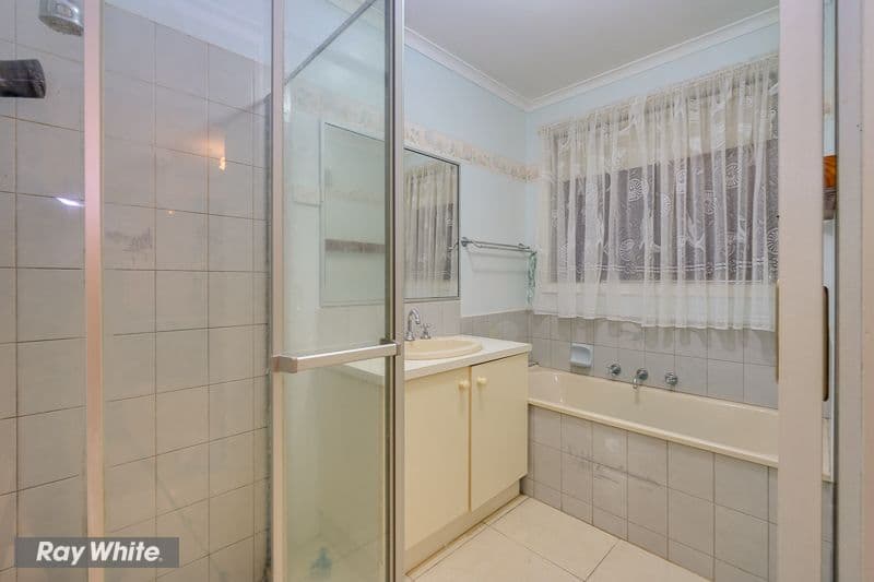 18 Kestrel Place, Werribee VIC 3030, Werribee - Thumbnail 7