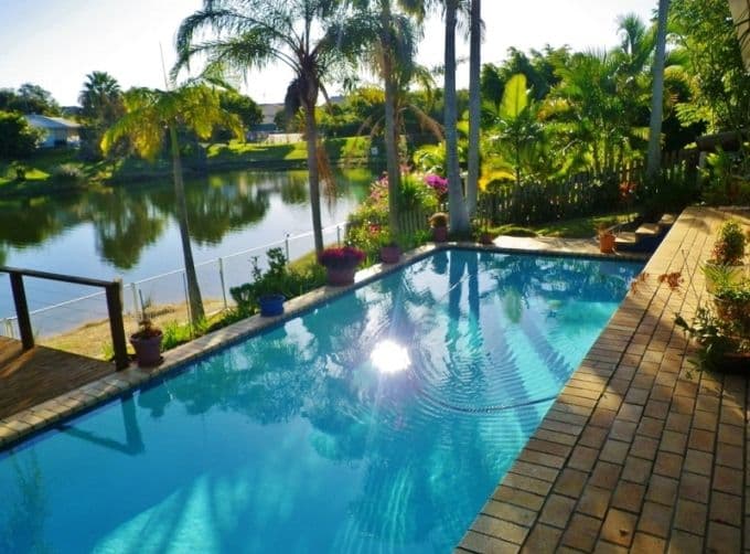 86 Auk Avenue, BURLEIGH WATERS QLD 4220, Burleigh Waters - Thumbnail 6
