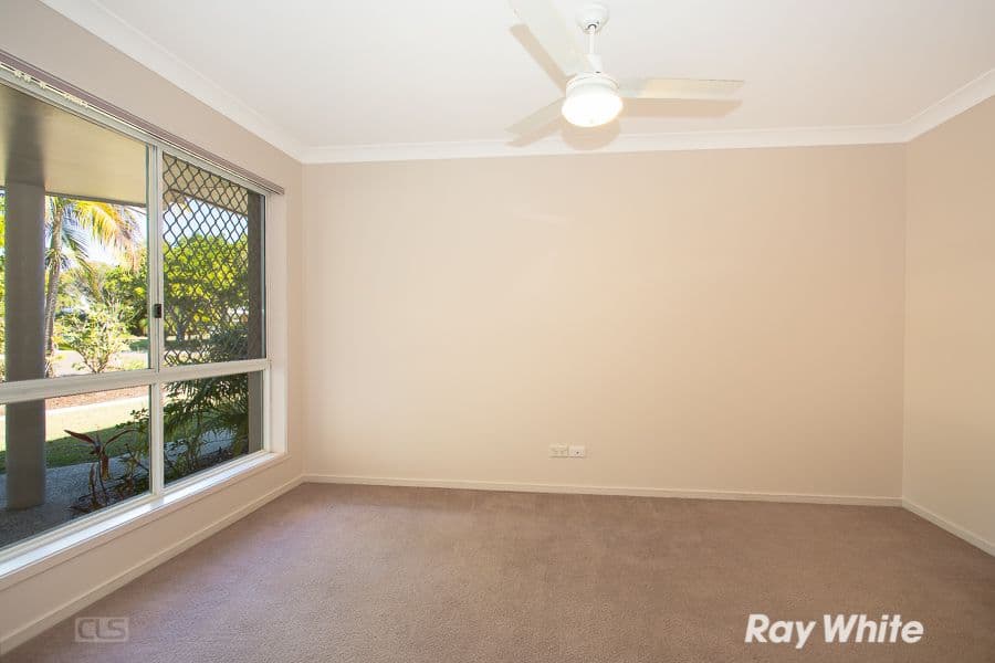 72 Island Parade, BANKSIA BEACH QLD 4507, Banksia Beach - Thumbnail 6