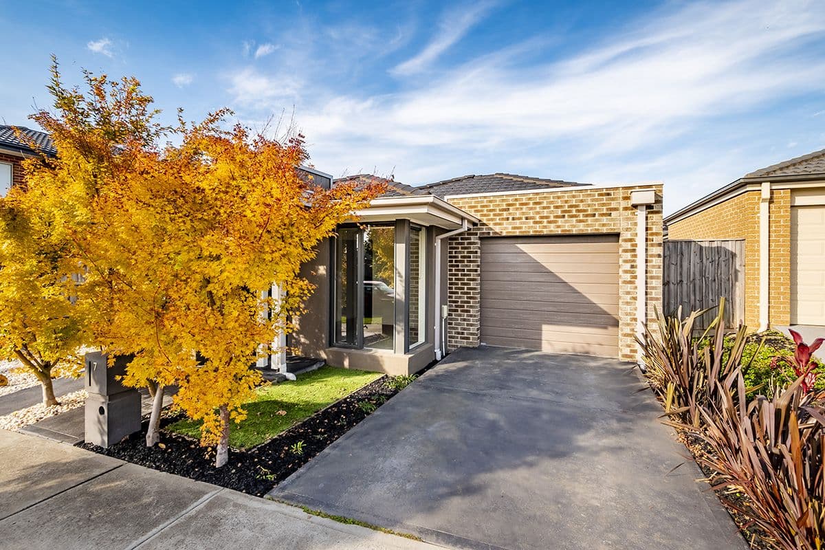 7 Illawarra Avenue, Clyde VIC 3978, Clyde - Image 1