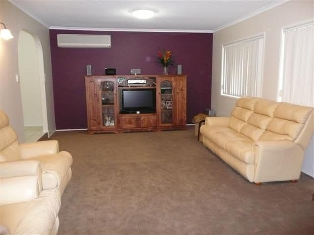12 Winthrop Street, WISHART QLD 4122, Wishart - Thumbnail 2