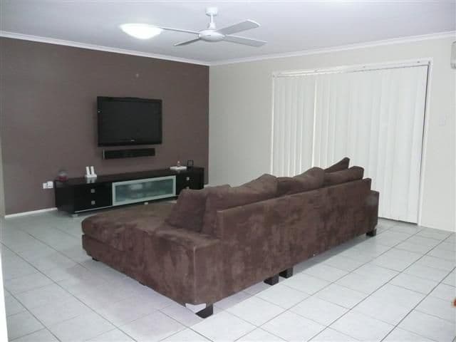 12 Winthrop Street, WISHART QLD 4122, Wishart - Thumbnail 4