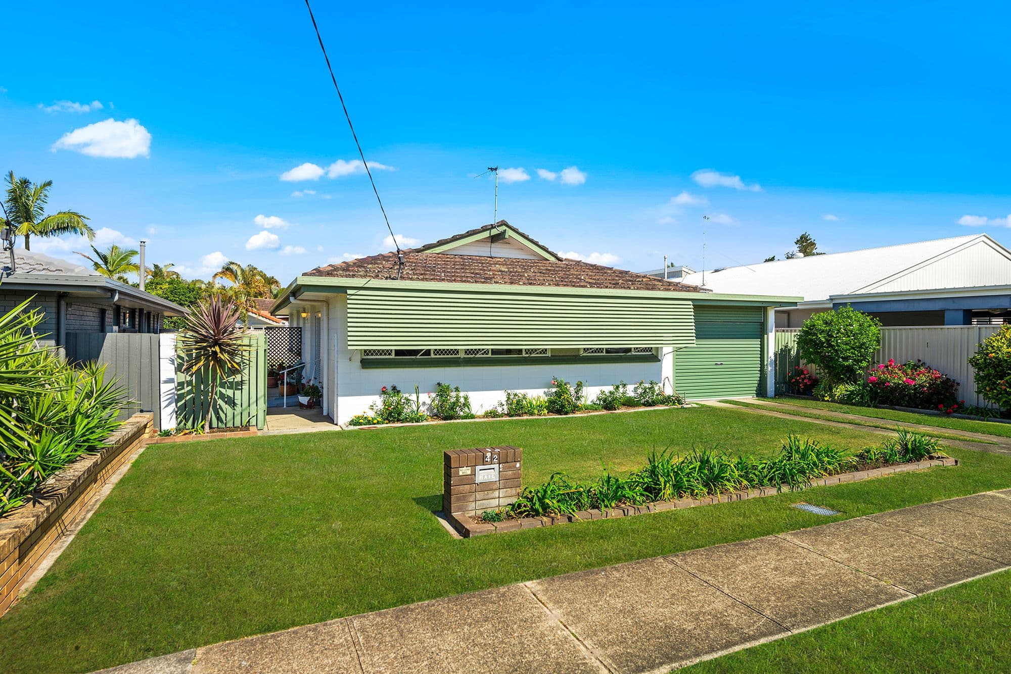 42 Twelfth Avenue, Palm Beach QLD 4221, Palm Beach - Thumbnail 2