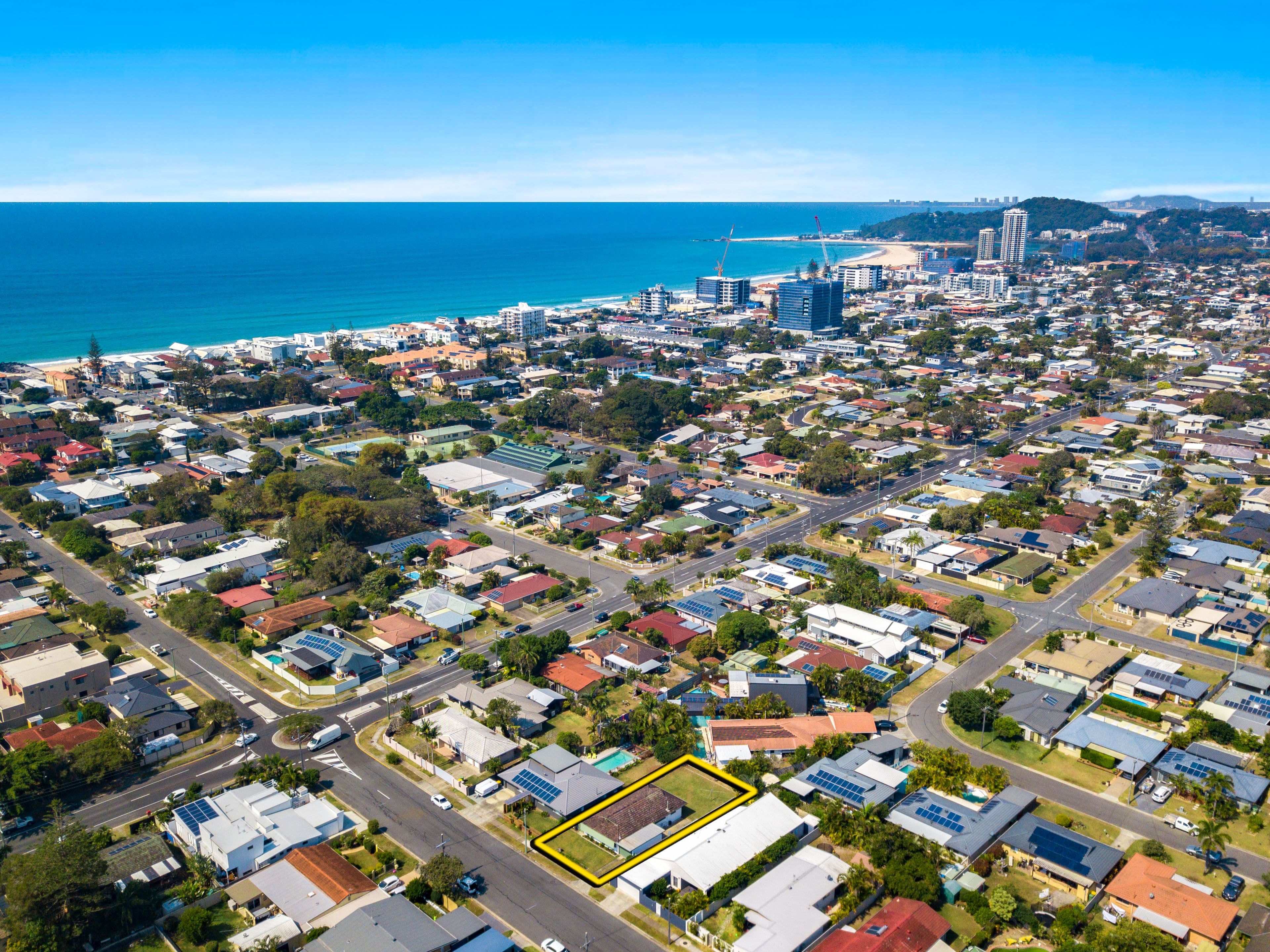42 Twelfth Avenue, Palm Beach QLD 4221, Palm Beach - Thumbnail 3