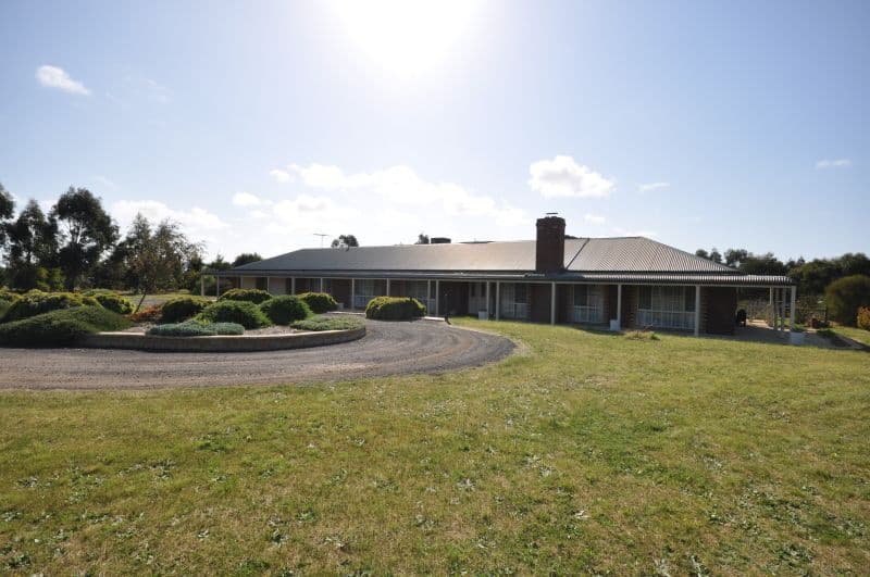 112 Tolloora Way, BATESFORD VIC 3221, Batesford - Thumbnail 2